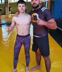 boys hard for daddies504 5be9cbaaca096.jpg