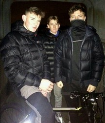 ynglads want their olddaddies3 5bf57bf30cb09.jpg