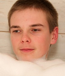 Boy In The Bath 5b564bba5c304.jpg