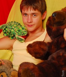 Beautiful Boy Igor 5b565dc6d9d21.jpg
