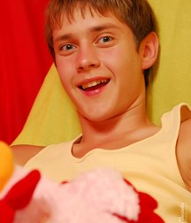 Beautiful Boy Igor 5b565df80fb5e.jpg