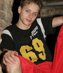 Smooth Sexy Daniel 5b5680d9bd1a6.jpg