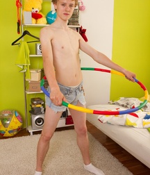 Kinky Kevin in his sexy shorts 5b5689d10b22c.jpg