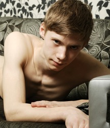Sexy Skinny Twink Justin 5b56ba5381af2.jpg