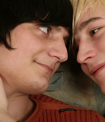 Two Beautiful Twinks In Love 5b576a031eaec.jpg