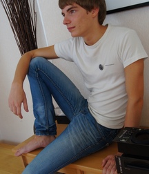 Uploaded by:emotwink 5b57753b27d50.jpg