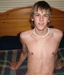 Bad Boy Tyler 5b5e1f4b92b28.jpg