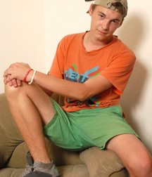Twink In Green Shorts 5b677379ecc7c.jpg