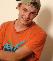 Twink In Green Shorts 5b67737c195c9.jpg