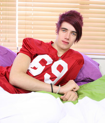 Sexy Emo Twink in Straps HD 5b6794f65d147.jpg