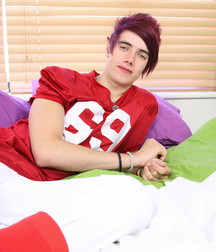 Sexy Emo Twink in Straps HD 5b679514e5507.jpg