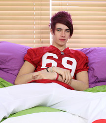 Sexy Emo Twink in Straps HD 5b67952211418.jpg