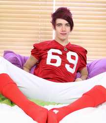 Sexy Emo Twink in Straps HD 5b67952ac7010.jpg