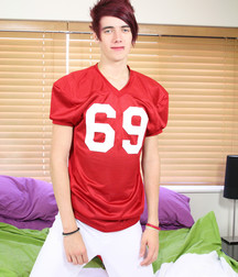 Sexy Emo Twink in Straps HD 5b67953ddab49.jpg