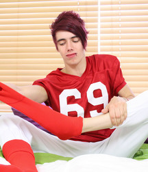 Sexy Emo Twink in Straps HD 5b67959562608.jpg