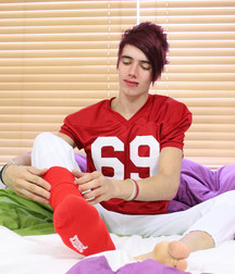 Sexy Emo Twink in Straps HD 5b67959a0b60c.jpg