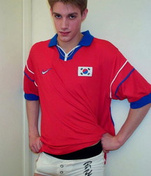 Sexy Twink Teases White 5b72aee6a3438.jpg