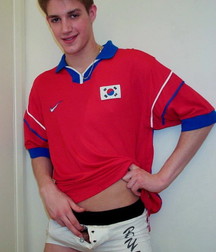 Sexy Twink Teases White 5b72aeee5a6ac.jpg