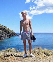boys wanting oldddaddy flesh3 5b9d035ca57ee.jpg
