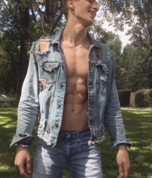 yngboys desire daddies2