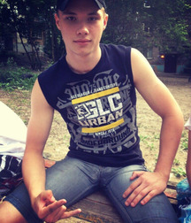 yngboys for maturedaddies3 5bdadc4fea6bb.jpg