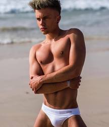 Shorts 5c68f9823b3f5.jpg