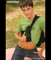 Sexy Boys 5bf8b9b58bcf6.jpg