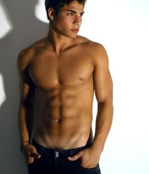 Topless Hotties 5b71ced58940d.jpg