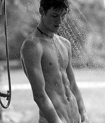 Topless Hotties 5b71cee383de9.jpg