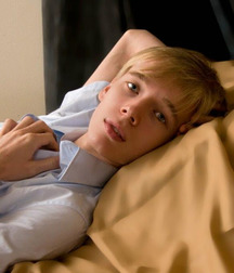 Boy treats... 5b7be455d1a1a.jpg
