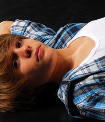 Boy treats... 5b7be468c4e09.jpg