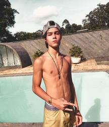 Hotties, 1 5b7be852b7aee.jpg