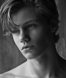 Hotties, 2 5b7ca44d04bc3.jpg