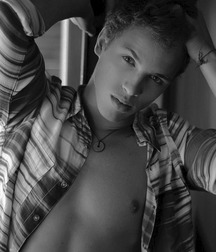 Special Guys... 5b89df11ef48f.jpg