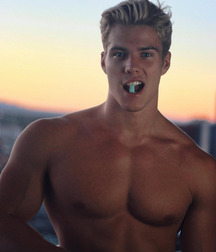 Ragazzi giovani hot 1 5b485dc3bad68.jpg