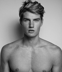 Ragazzi giovani hot 1 5b485de67d414.jpg