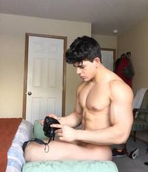 Ragazzi giovani hot 1 5b485e9a096ae.jpg