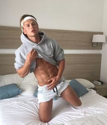 Ragazzi giovani hot 1 5b485ec0733d5.jpg