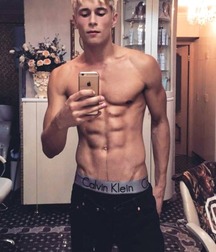 Ragazzi giovani hot 2 5b485fa7ead1e.jpg