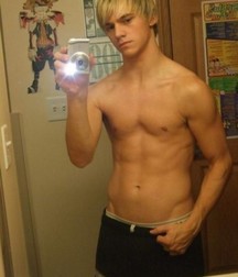 Ragazzi giovani hot 4 5b48b2f752a2e.jpg