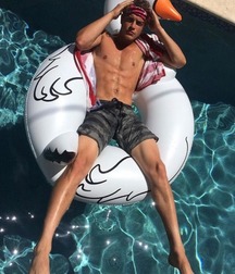 Ragazzi giovani hot 12 5b519cecafee0.jpg