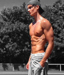 Ragazzi giovani hot 12 5b519cf548882.jpg