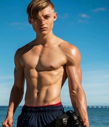 Ragazzi giovani hot 13 5b51eb9d4871e.jpg