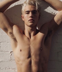 Ragazzi giovani hot 13 5b51ec832198b.jpg