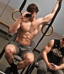 Ragazzi bellissimi e sexy 1 5b546f70ba5bb.jpg