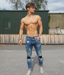 Ragazzi giovani hot 22 5b6b0f485ec8f.jpg