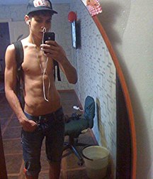 Ragazzi giovani hot 24 5b6b17c33039d.jpg