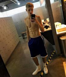Ragazzi giovani hot 27 5b75668a98a8a.jpg