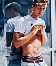 Ragazzi giovani hot 29 5bbf59cb000be.jpg