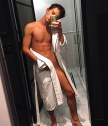 Ragazzi giovani hot 29 5bbf59e08048b.jpg